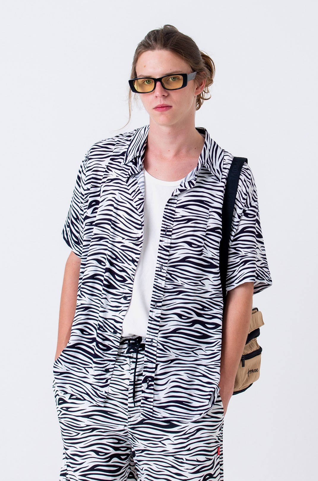 Camisa Approve Animal Print Zebra Off White Vermelho