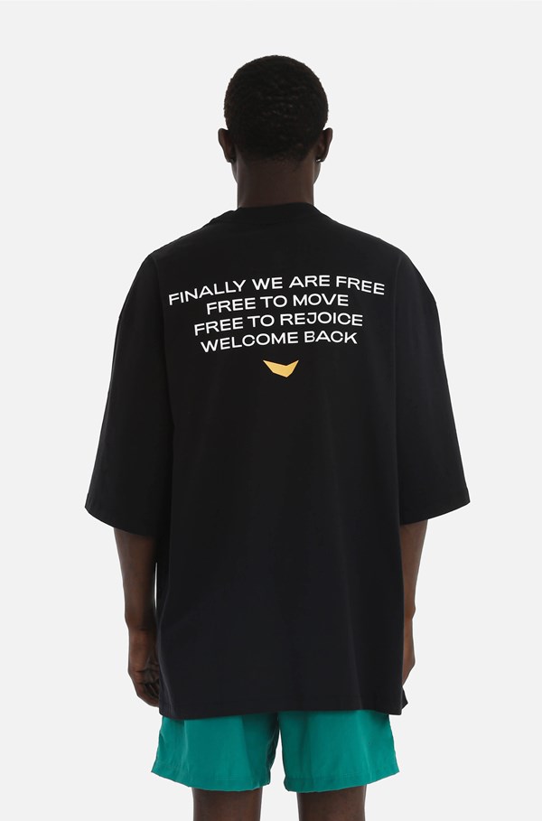 Camiseta Oversized Vntg Free Preta