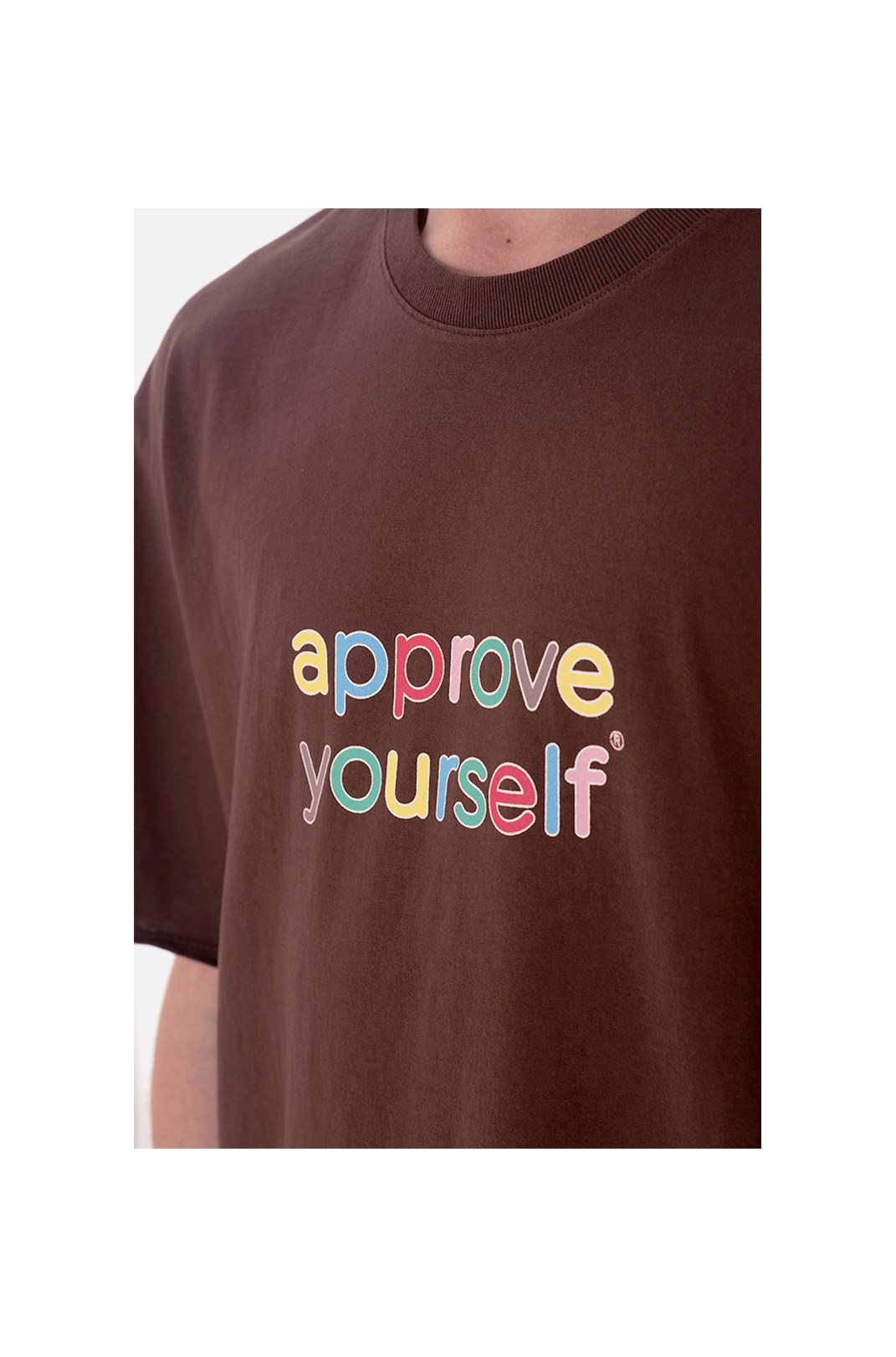 Camiseta Regular Approve Yourself Comic Marrom