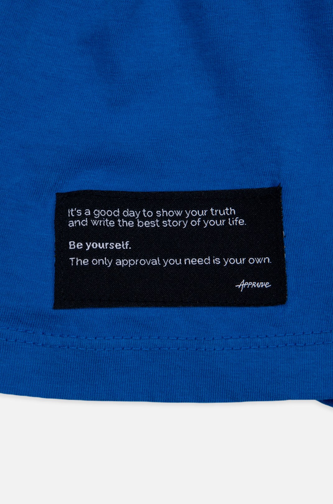 Camiseta Tradicional Approve Yourself Azul E Branca