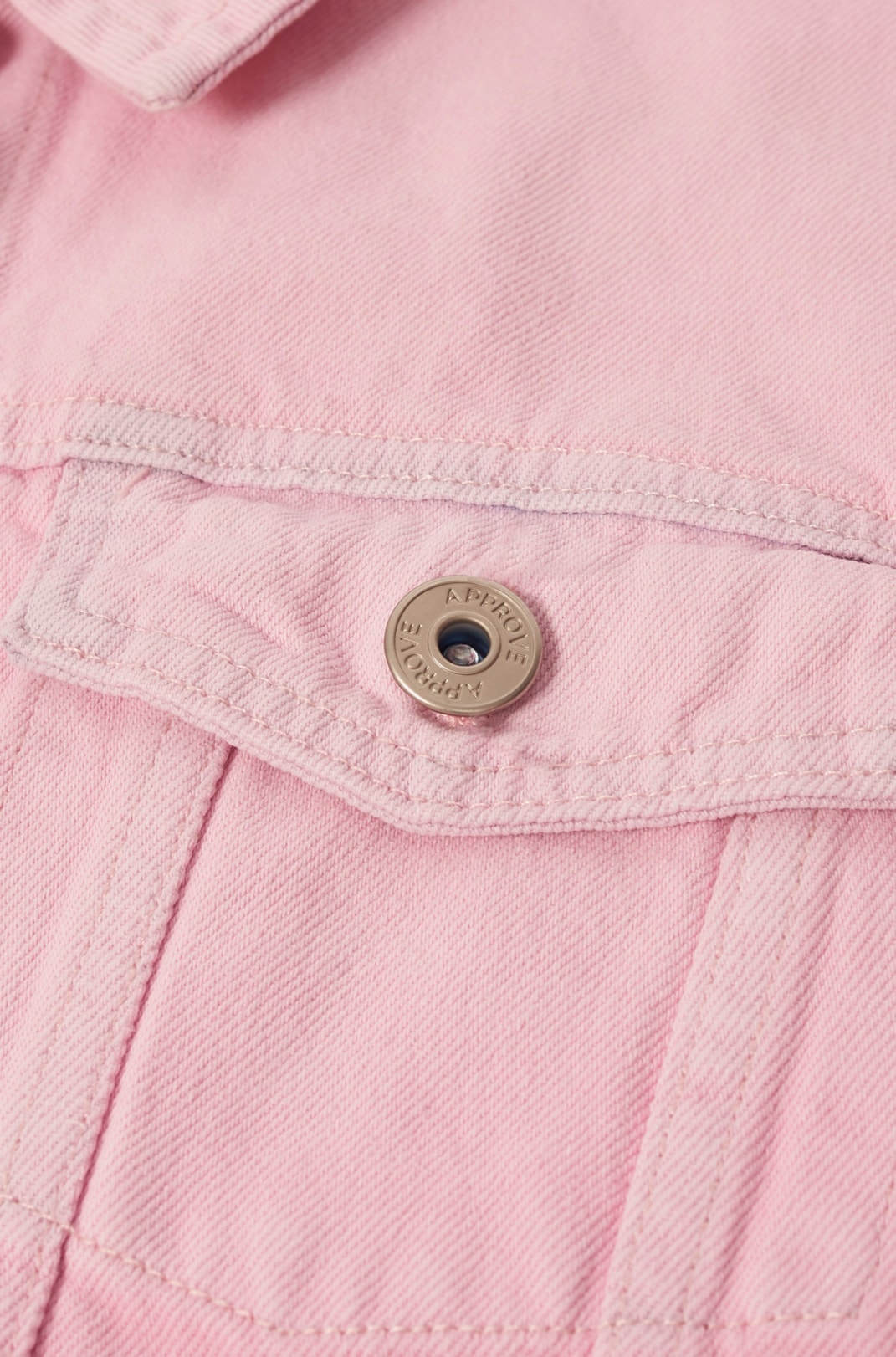 Jaqueta Jeans Approve X Barbie Rosa
